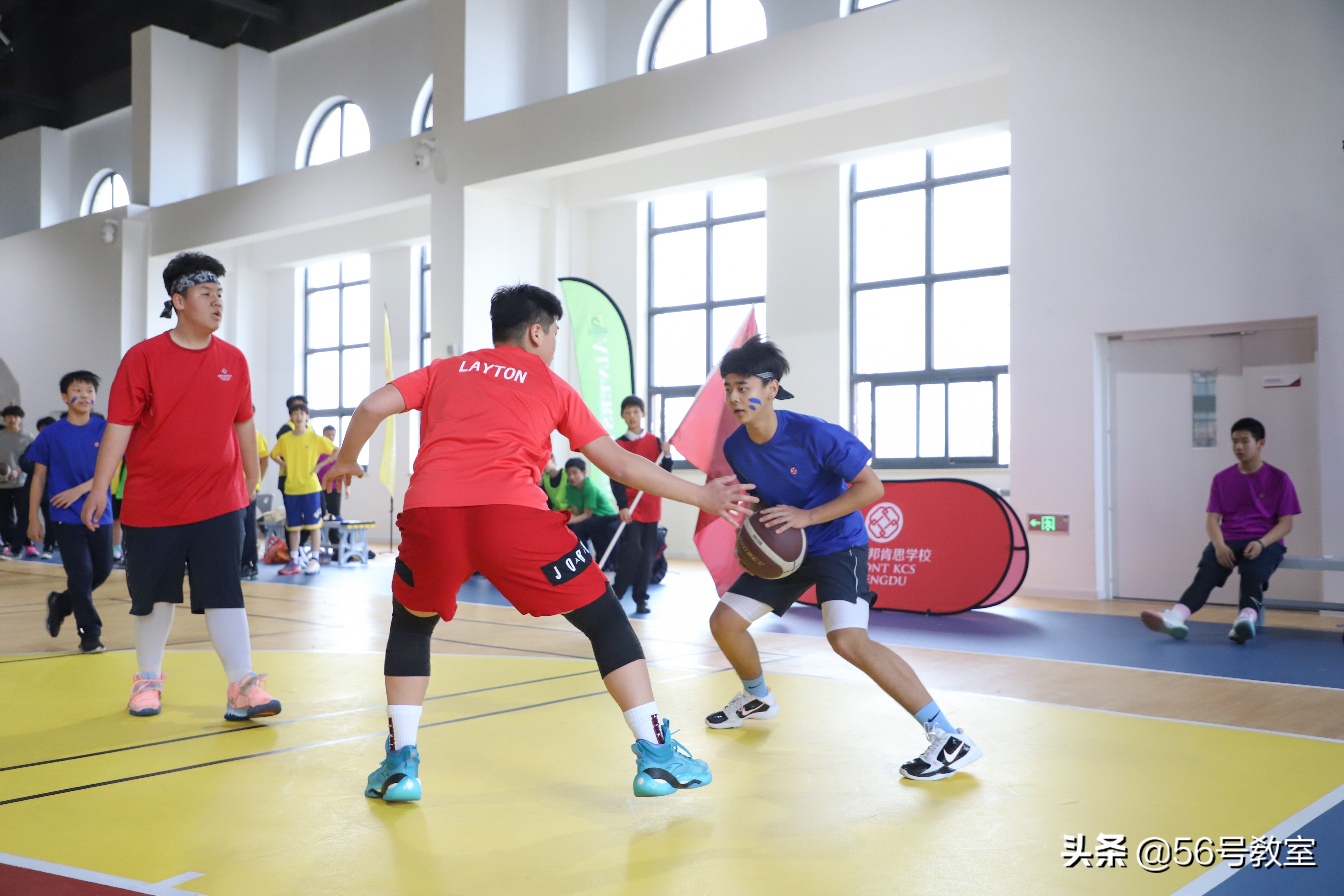 真是魔法学校！取消班级，成都这所中小学改设6个“学院”