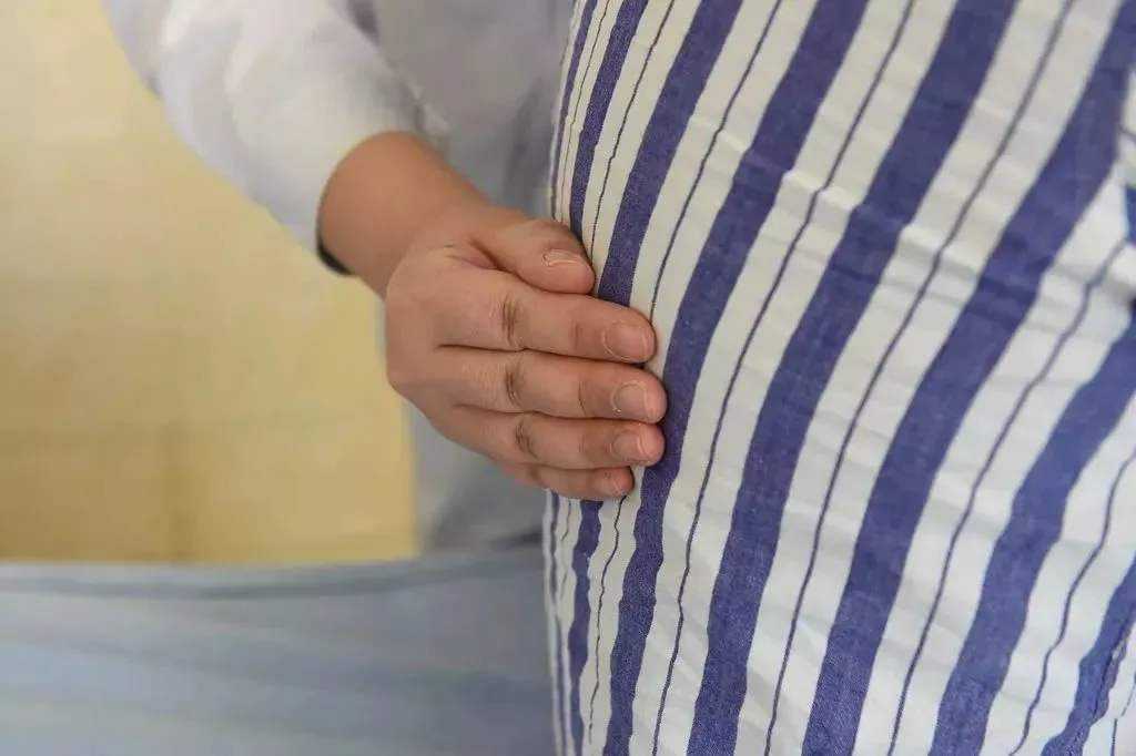 把自己的痰液咽下去，究竟有多大的危险？你要知道真正危险的信号