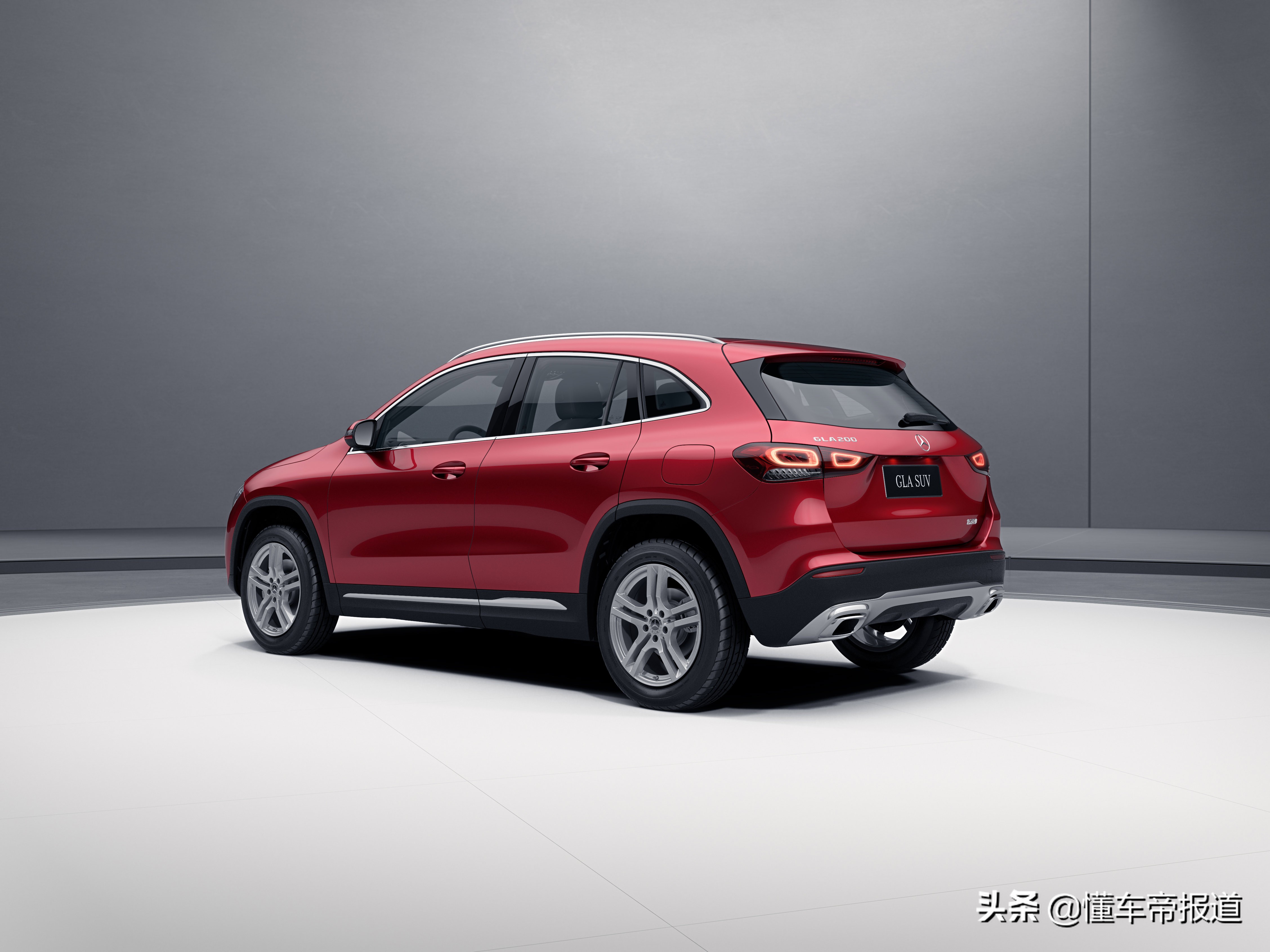 0t发动机,售28.39-33.39万元!新款奔驰gla正式上市