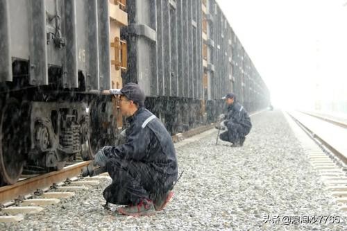 铁路部门中的秘密：有关主要工种之间的"鄙视链"