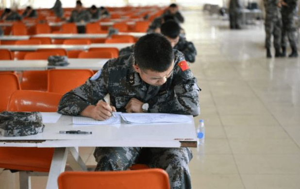 退伍和退役有哪些區(qū)別？一字之差卻有很大差別，大學(xué)生要提前了解