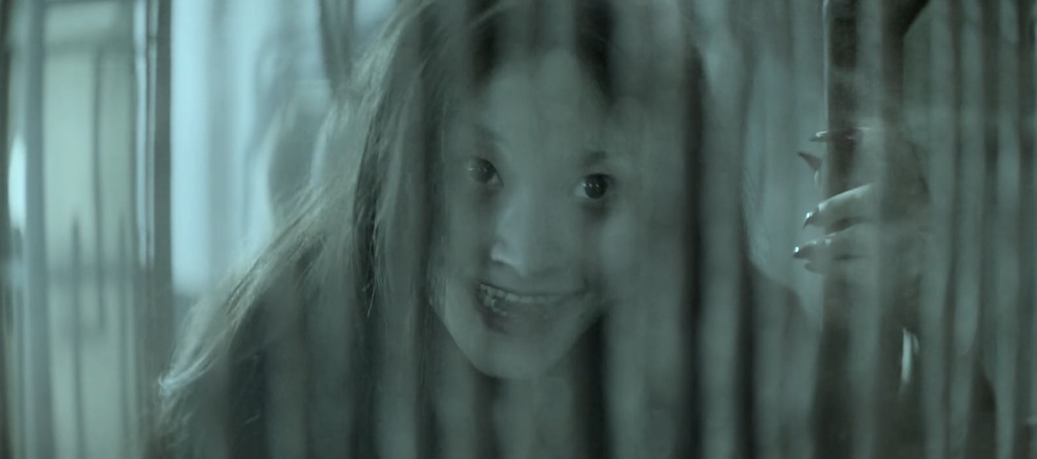 没想到，59岁钱小豪用一部网大证明：自己终于走出了林正英的影子