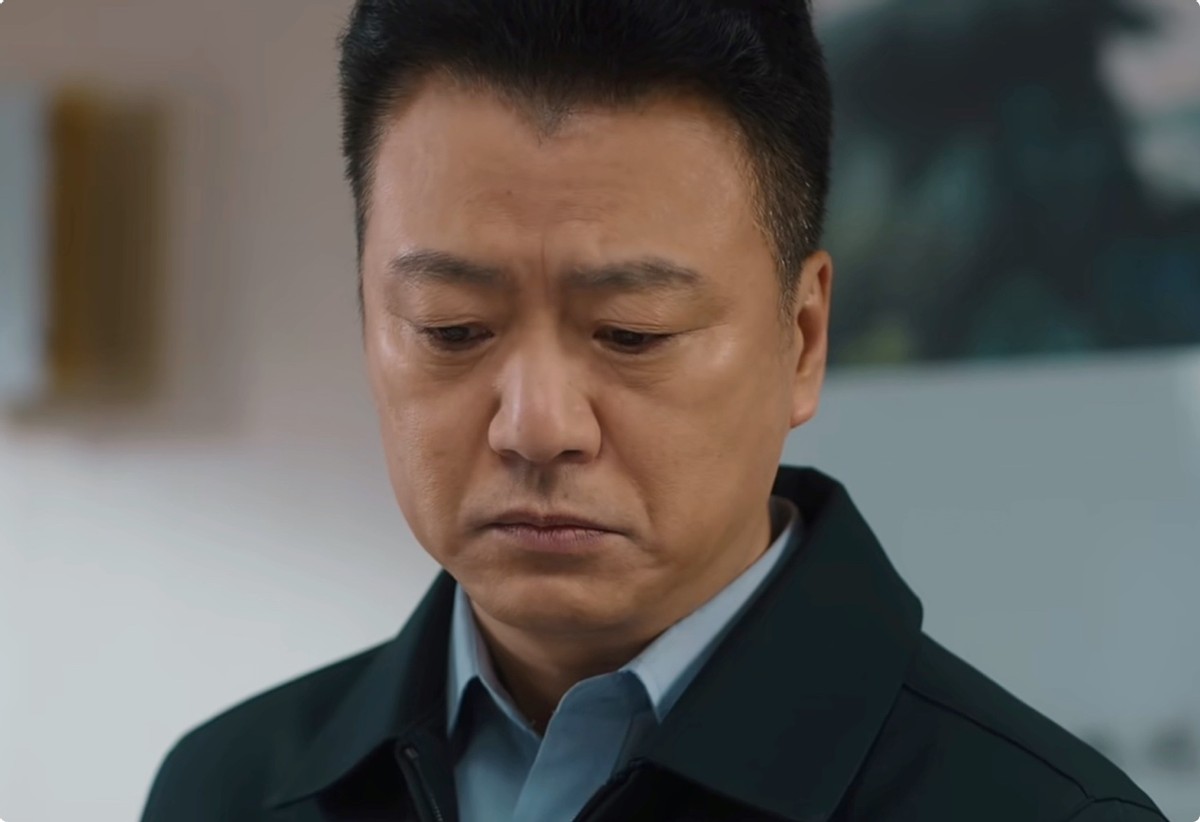 闫妮同学李至强：演完《突围》再演《幸福到万家》，换张脸没认出