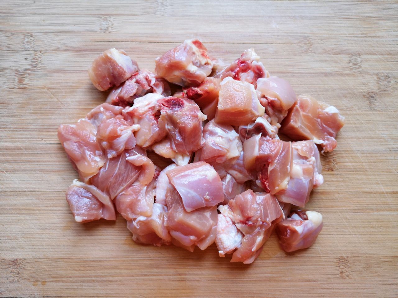 雞肉燉土豆的做法,雞肉燉土豆的做法步驟