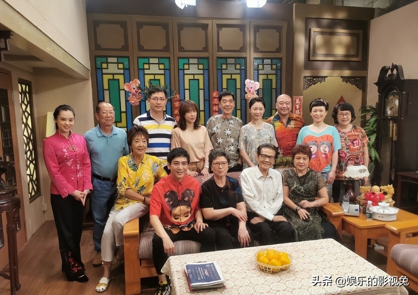 这部广东本土剧，主人家有五对夫妻，离婚四对，这设定离谱了吧？