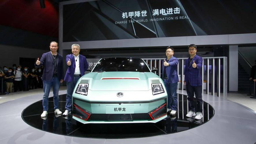 勇包亏损工厂的创业英雄魏建军，造车31年，长城汽车挺得过明年吗
