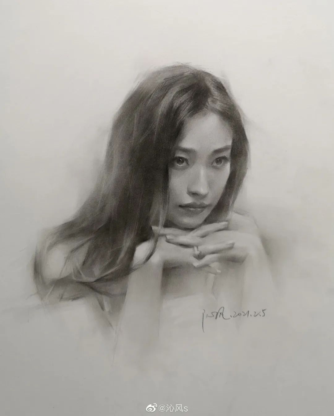 画皮画骨难画魂，她用木炭把明星画活了，王一博鞠婧祎眼神看醉了