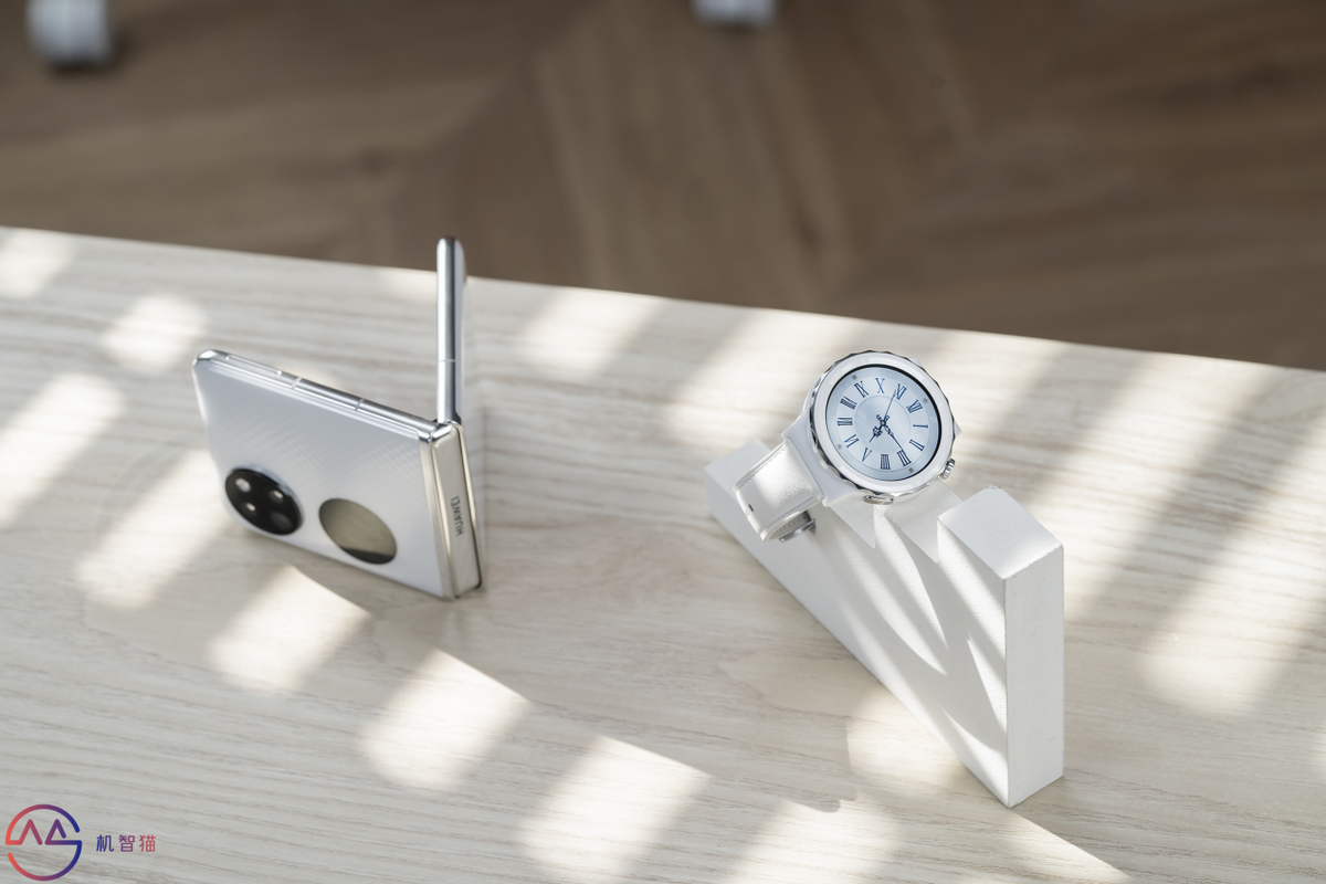 手机、电脑、平板全覆盖，职场新人的装备搭配小建议