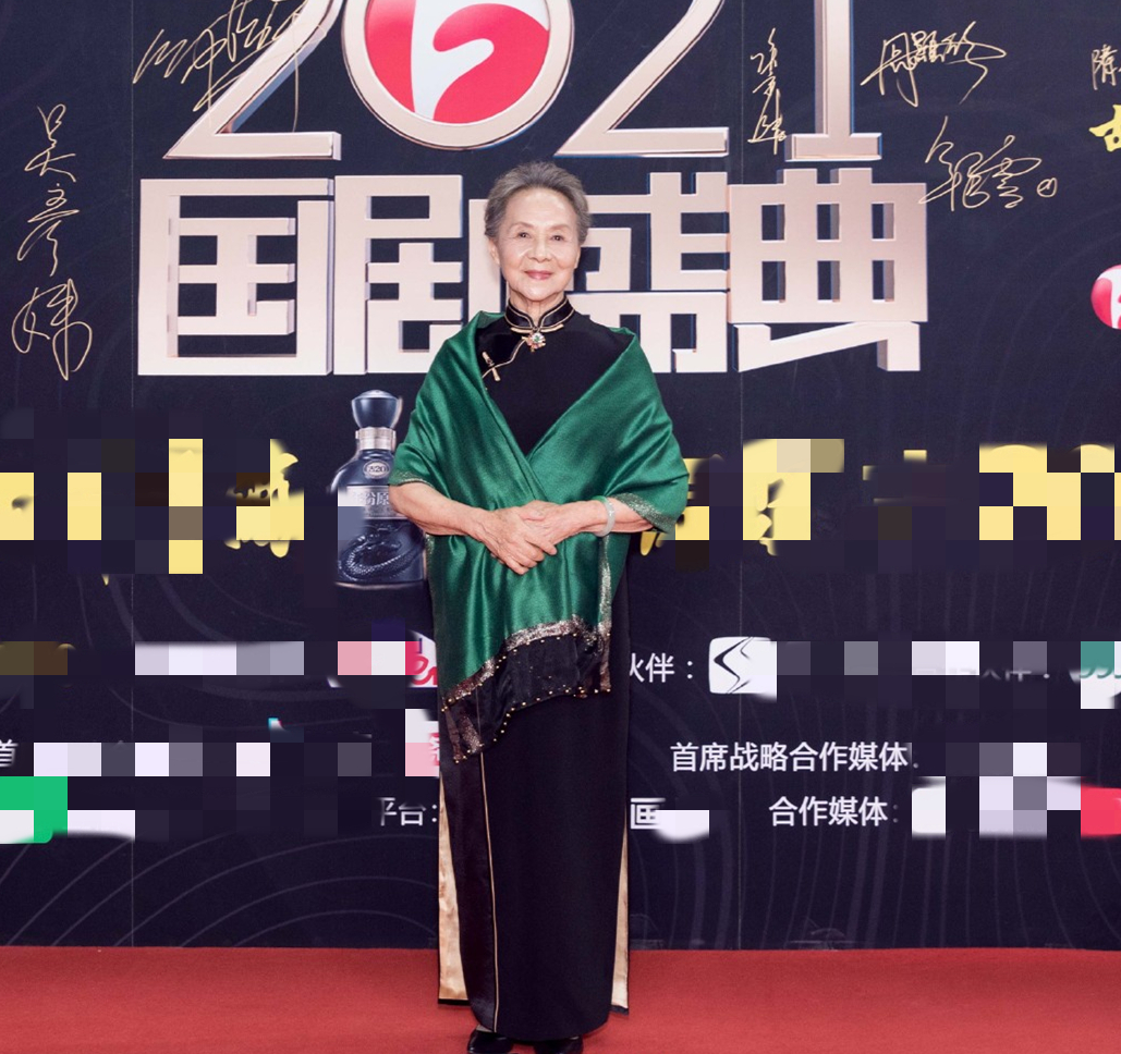 谁说她们只能演妈妈？这9位女星年轻时颜值惊人，不输现在流量花