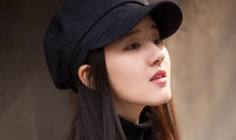 追女生她说有喜欢的人，从朋友做起，慢慢追到她