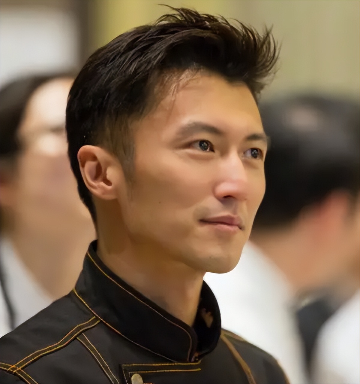 7位“被顽疾缠身”的明星，一个比一个有钱，却难逃病痛的折磨