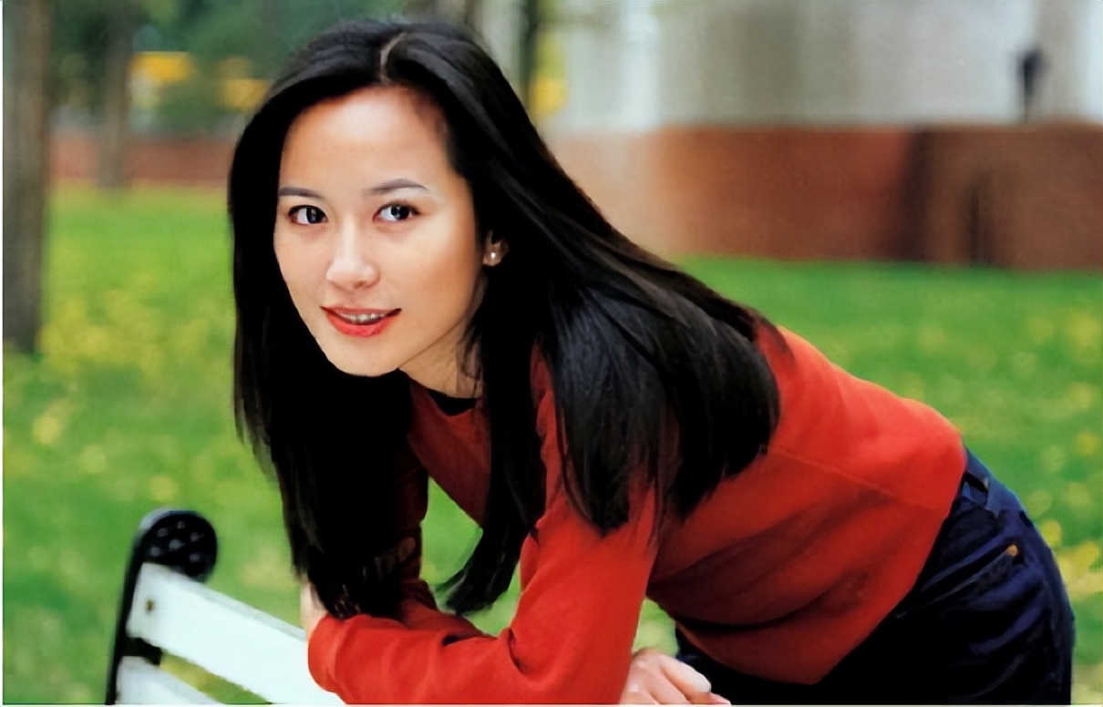 “女人30豆腐渣”？这6位“徐娘半老”的女星，个个风华不减