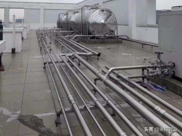 水廠的供水主管道都是塑料管，自己家裝不銹鋼水管有用嗎？