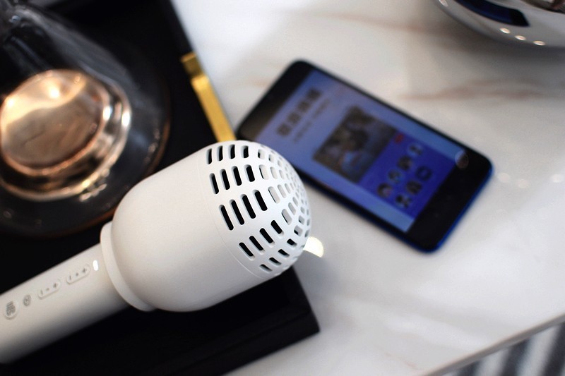 国潮元素 唱吧小唱K歌宝C12