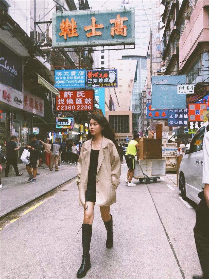 尼姑住别墅开豪车，被捕时房内搜出丝袜、假发，曾与两个和尚结婚