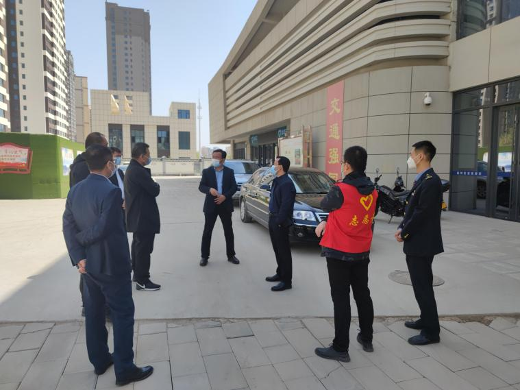 压实疫情防控责任 密织“外防输入”网格