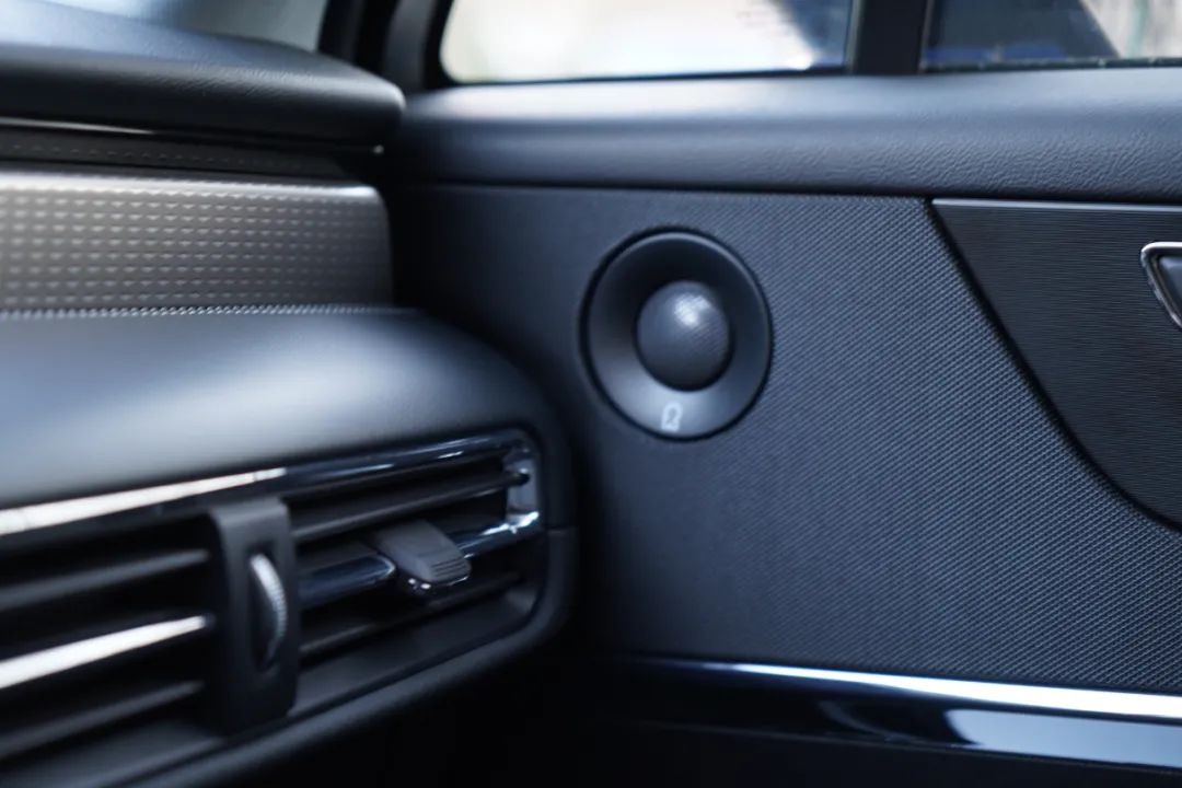 試駕長安林肯冒險家PHEV！沒被歐洲化，不想爛大街的新選擇？