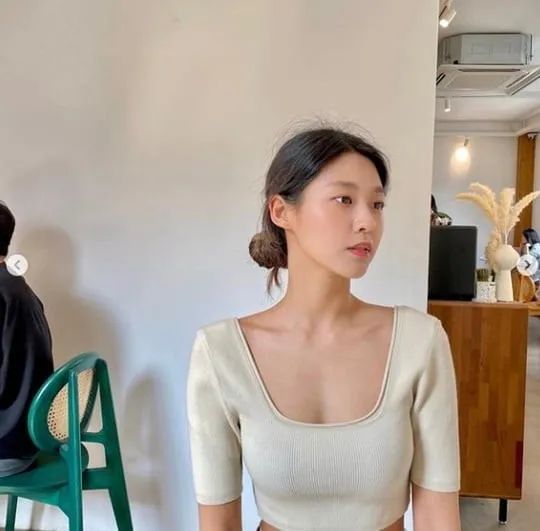 林允儿 泫雅 IU 郑容和 NANA 雪炫 LISA 玄彬 金泰妍 秀智 李光洙 V 车银优等