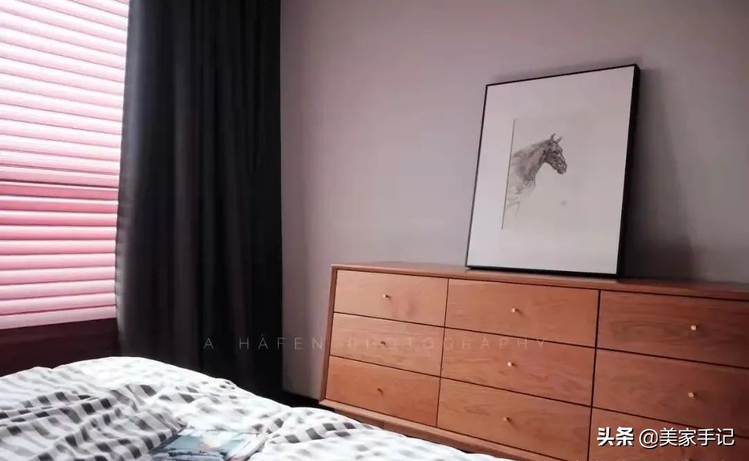 江苏夫妻家中的精致场面：坚持不铺地板不铺砖，完工反而实用高级