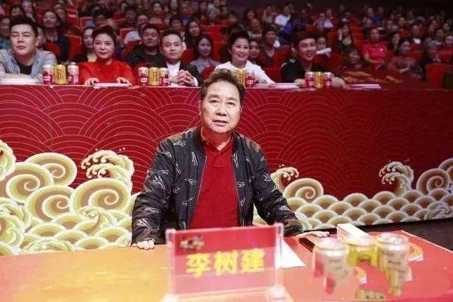 《梨园春》不是哪个人、哪个流派的自留地，一些老油条评委该走了