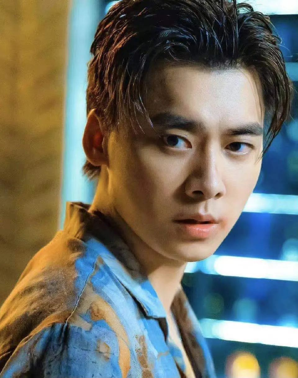 内娱选秀段位榜出炉，李宇春排第一，李易峰在线评论“不同意”