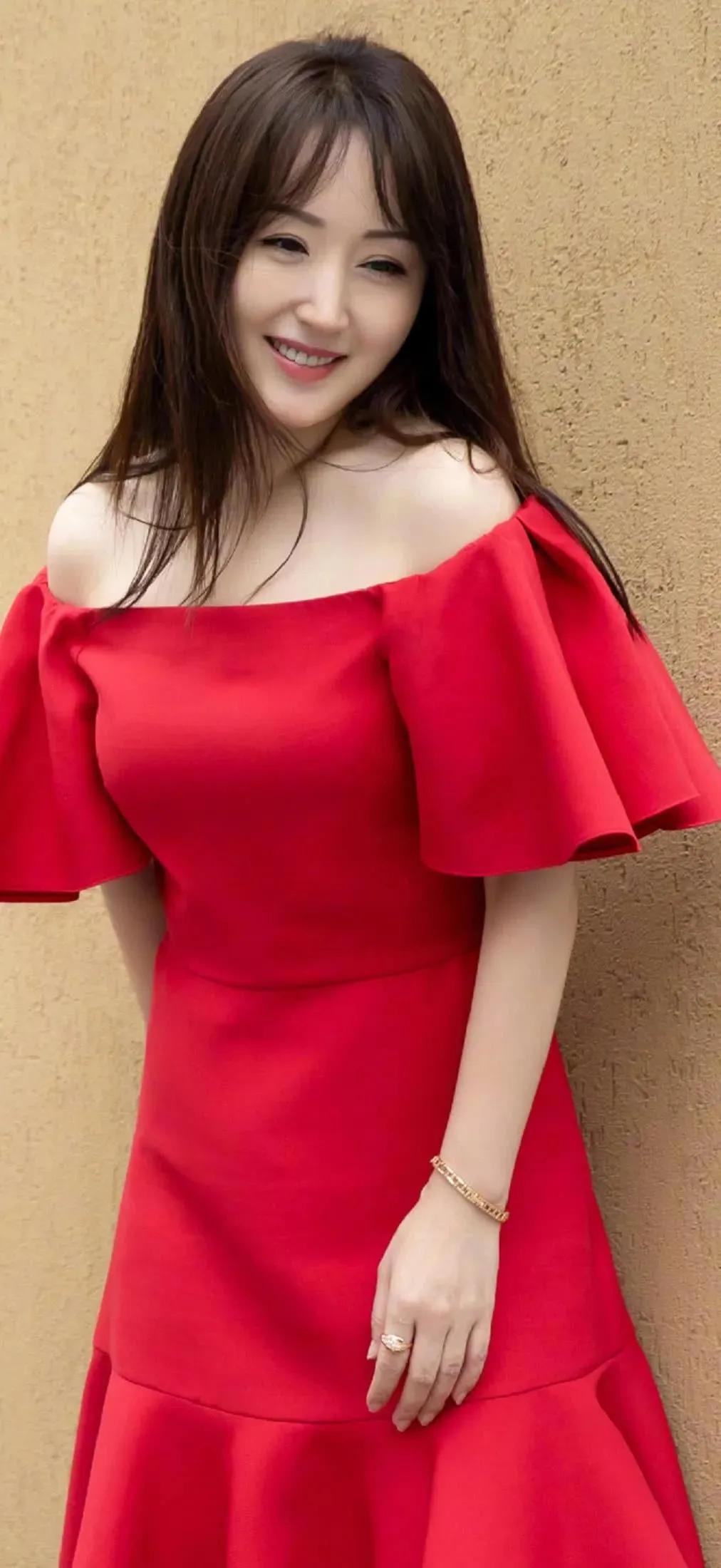 杨钰莹，几张不常见的照片