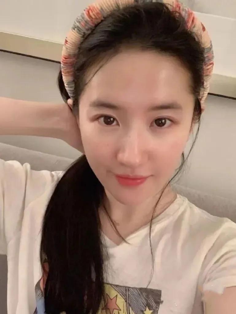 刘亦菲为何“天生不老”