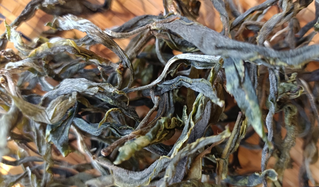 60岁老茶痴的无奈：我老了，谁继承我的1吨茶叶？