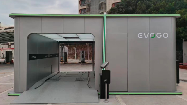 小鹏入局换电，剑指蔚来？