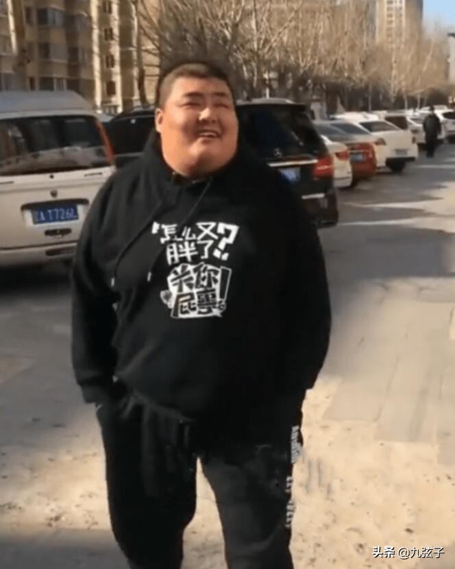 是资本“吃人”，还是人吃资本？29岁“泡泡龙”之死，是谁的过？