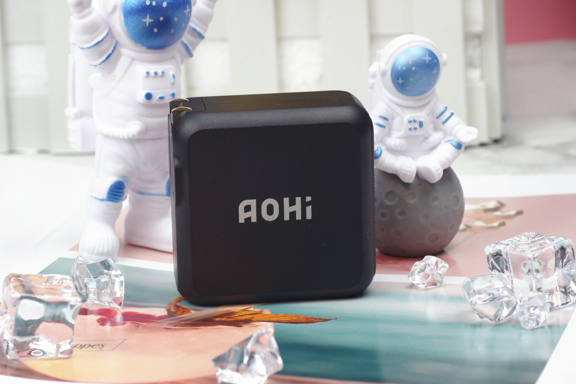 充電小鋼炮，筆記本手機都能用，Aohi 100W氮化鎵充電器體驗