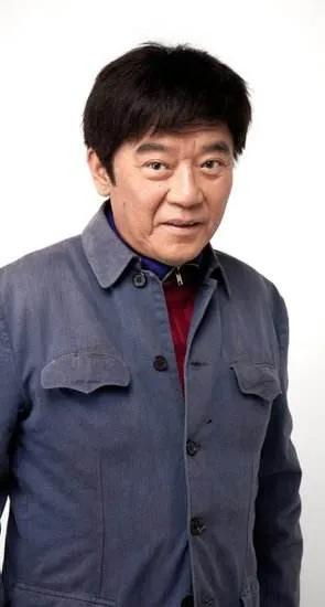 演员李立群，娶大学教授为妻，相伴一生无绯闻