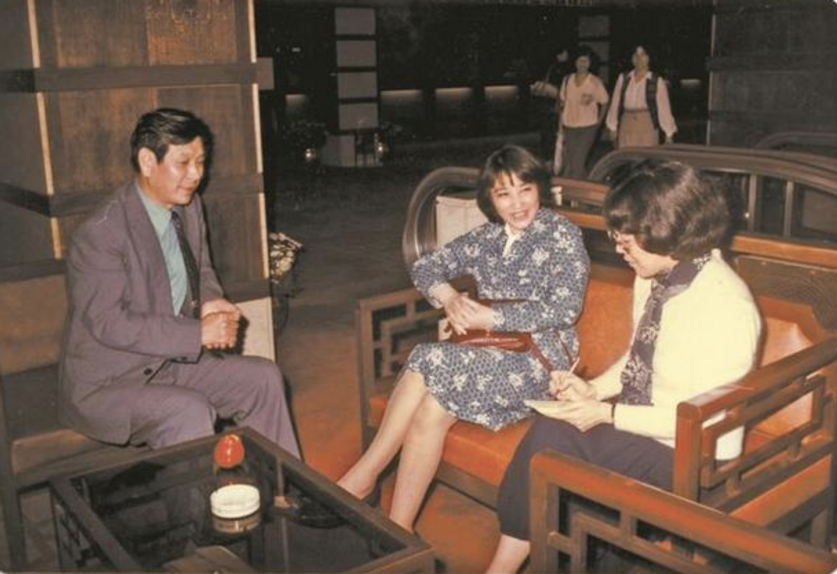 祝希娟，和初恋结婚生子已走过58年，晚年住养老院，原因令人泪目