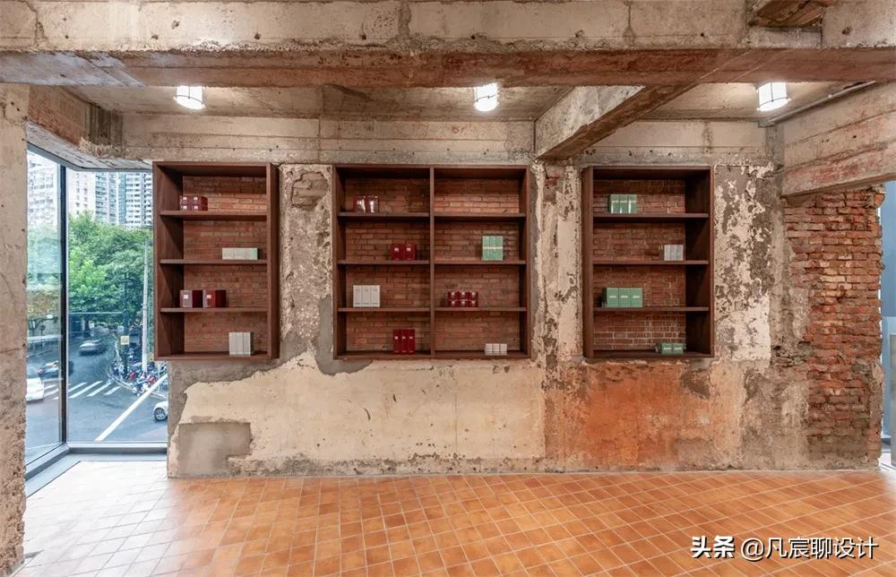 凡宸聊设计:为什么现在网红店设计得都像「装修工地」?