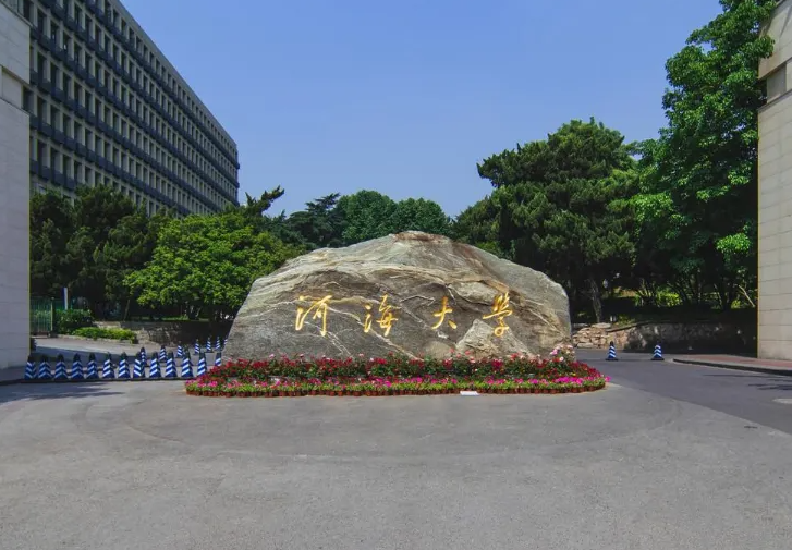 2022江苏省高校排名已更新，南京理工冲进前三，苏州大学表现亮眼