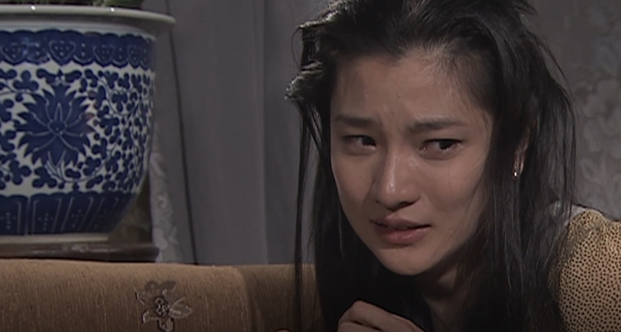 女大学生怀孕两个月，结婚当天，却跳楼身亡，国产电影