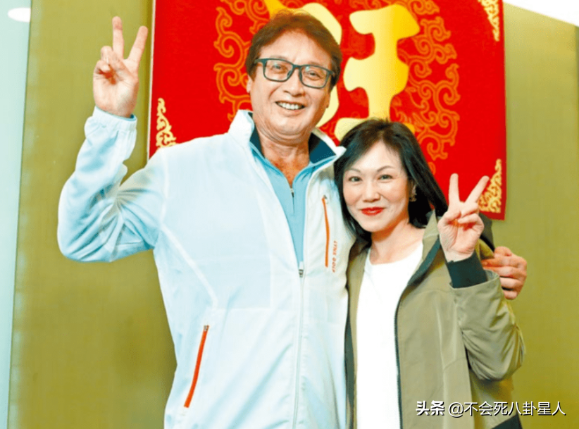 秦祥林：琼瑶的御用小生，追过邓丽君爱过林青霞，今74岁苍老难辨