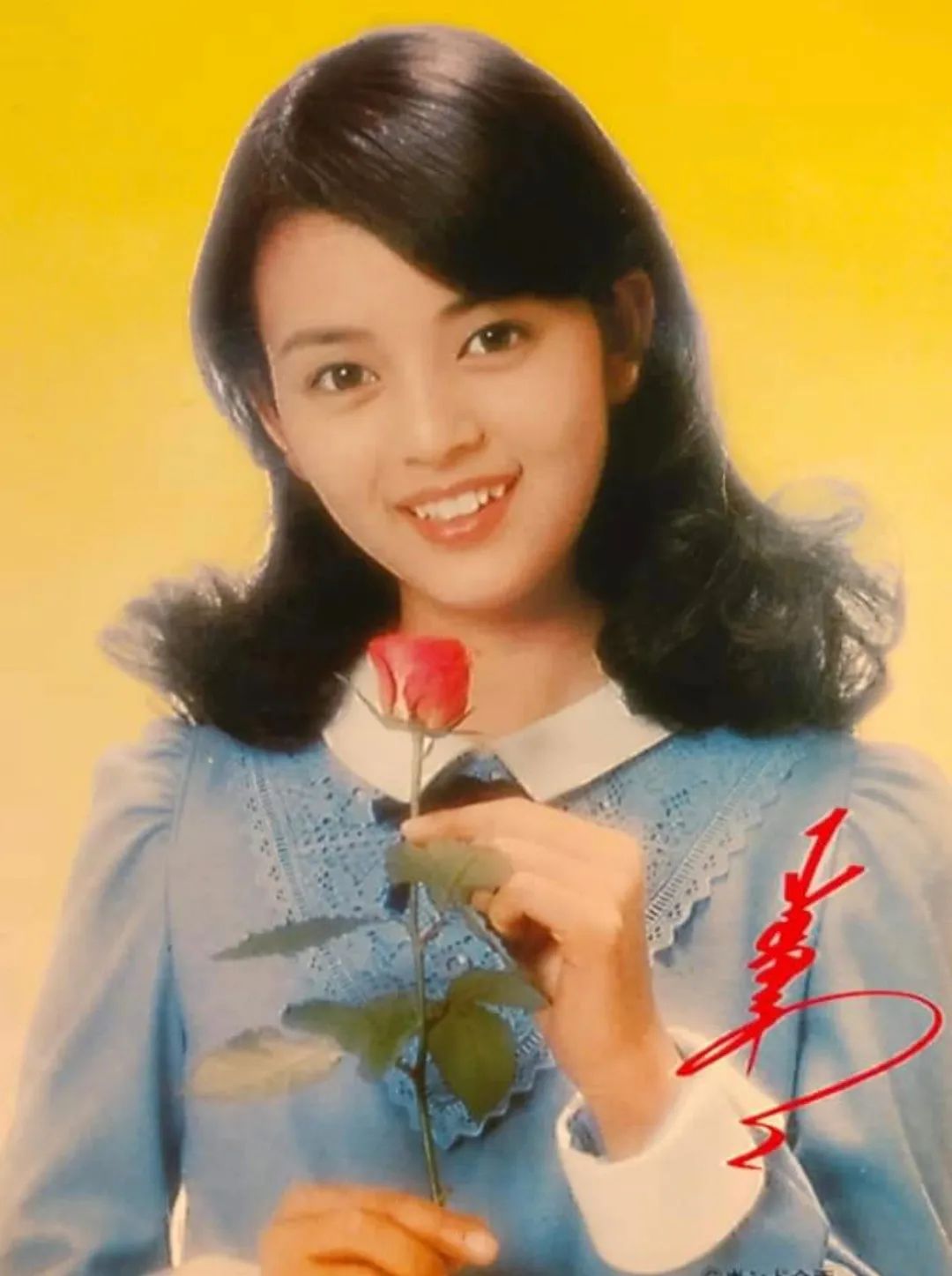 她是昭和顶级美人，美貌惊为天人！63岁至今未婚，优雅爆棚