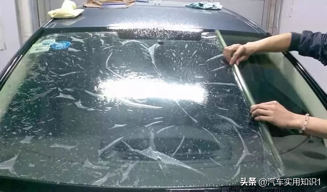 汽车贴膜到底该怎么选？新手快看看