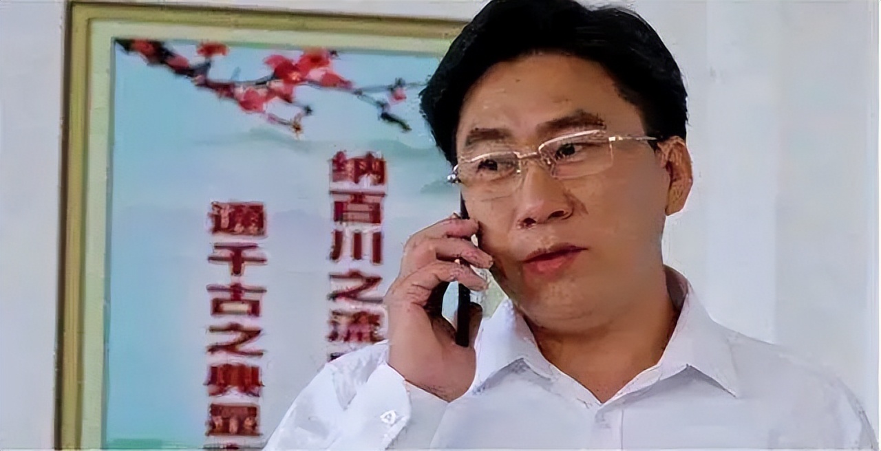 本山传媒现状尴尬！《乡爱》导演承认剧情敷衍，吐槽演员都去带货