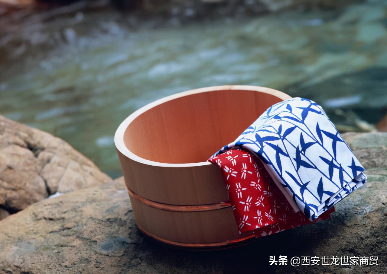女生最希望收到什么礼物（女神节送女朋友什么比较好）