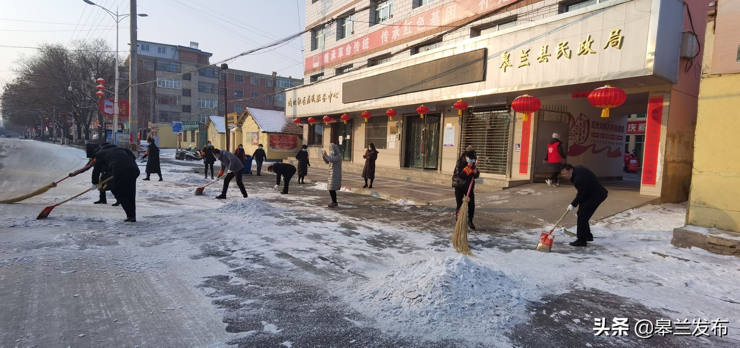 �����ɲ�Ⱥ�������� ��������ѩ����ģʽ��