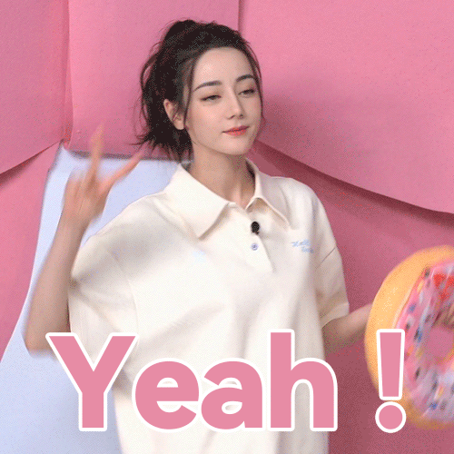 迪丽热巴polo衫穿搭，运动风满满的青春气息，谁能不爱