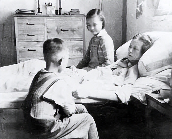 1950年，儿子差两分无缘清华,母亲坚持复查考卷,卷上11字看呆母亲