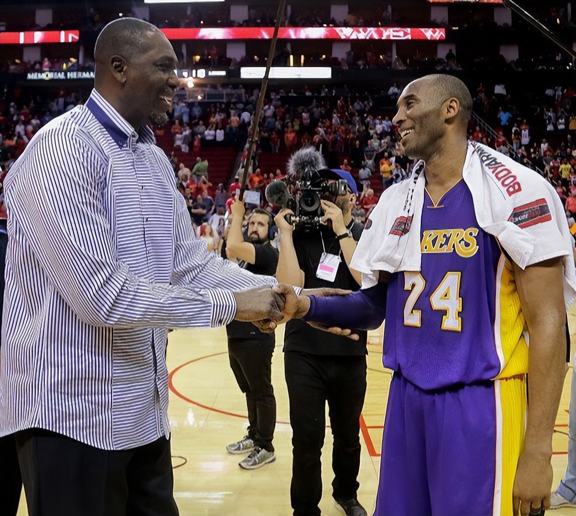 nba球星有哪些是自学的(拜师奥拉朱旺的球星很多，仅2人学会梦幻脚步 詹姆斯都没学好)