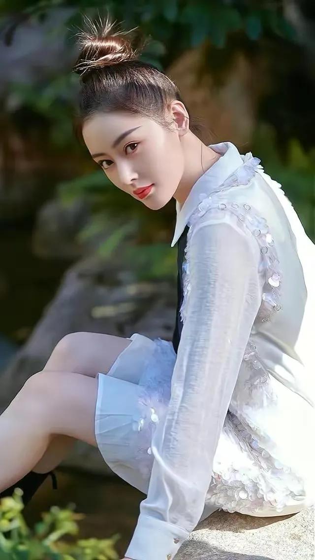 气质女神张天爱