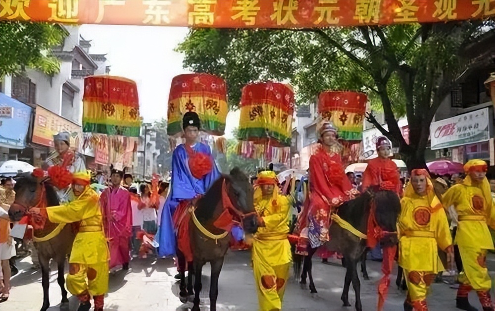 高考1977-2021，哪一张照片是属于你的记忆，太珍贵