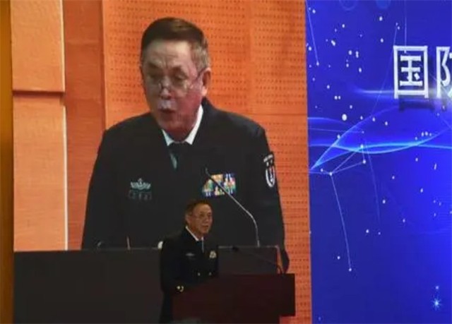 国防巨匠肖飞：每年为国家节省10亿，被中央军委授予一等功