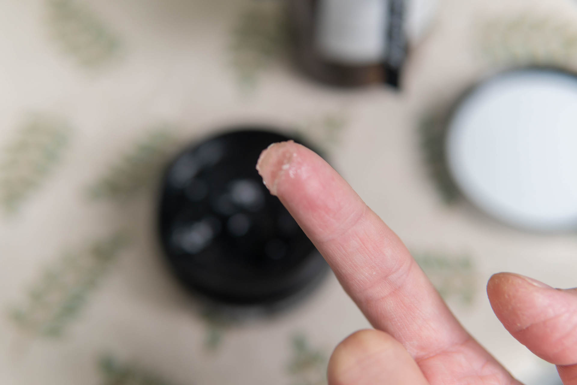 轻松搞定日常发型，畅醒发蜡、定型喷雾让你秒变精致男孩清爽干净