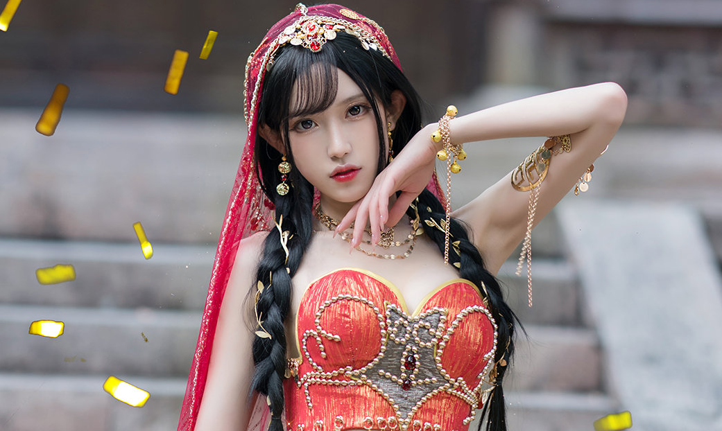 一套正版COS服高达数十万，为何这样这么多人入坑？-哪边嗨